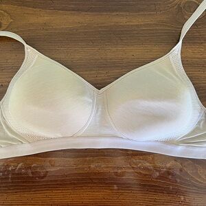 Hanes X-Temp Cooling Comfort Wireless T-Shirt Bra Nude Size Large Beige